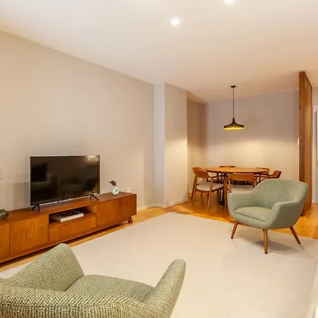 Apartment 162 Sol *